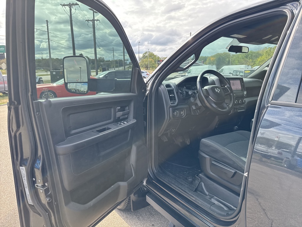 2022 Ram 2500 Tradesman photo 9