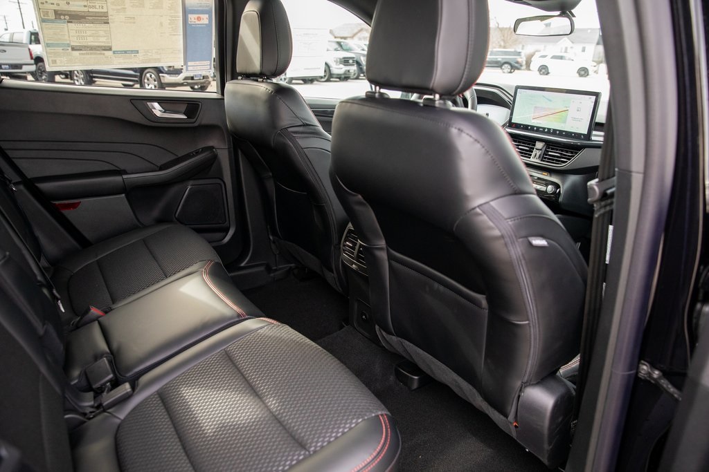 2025 Ford Escape ST-Line Select photo 23