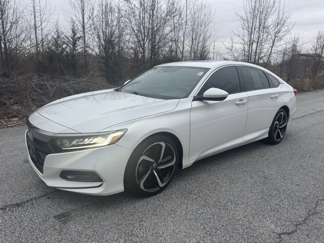 2018 Honda Accord Sport's photo
