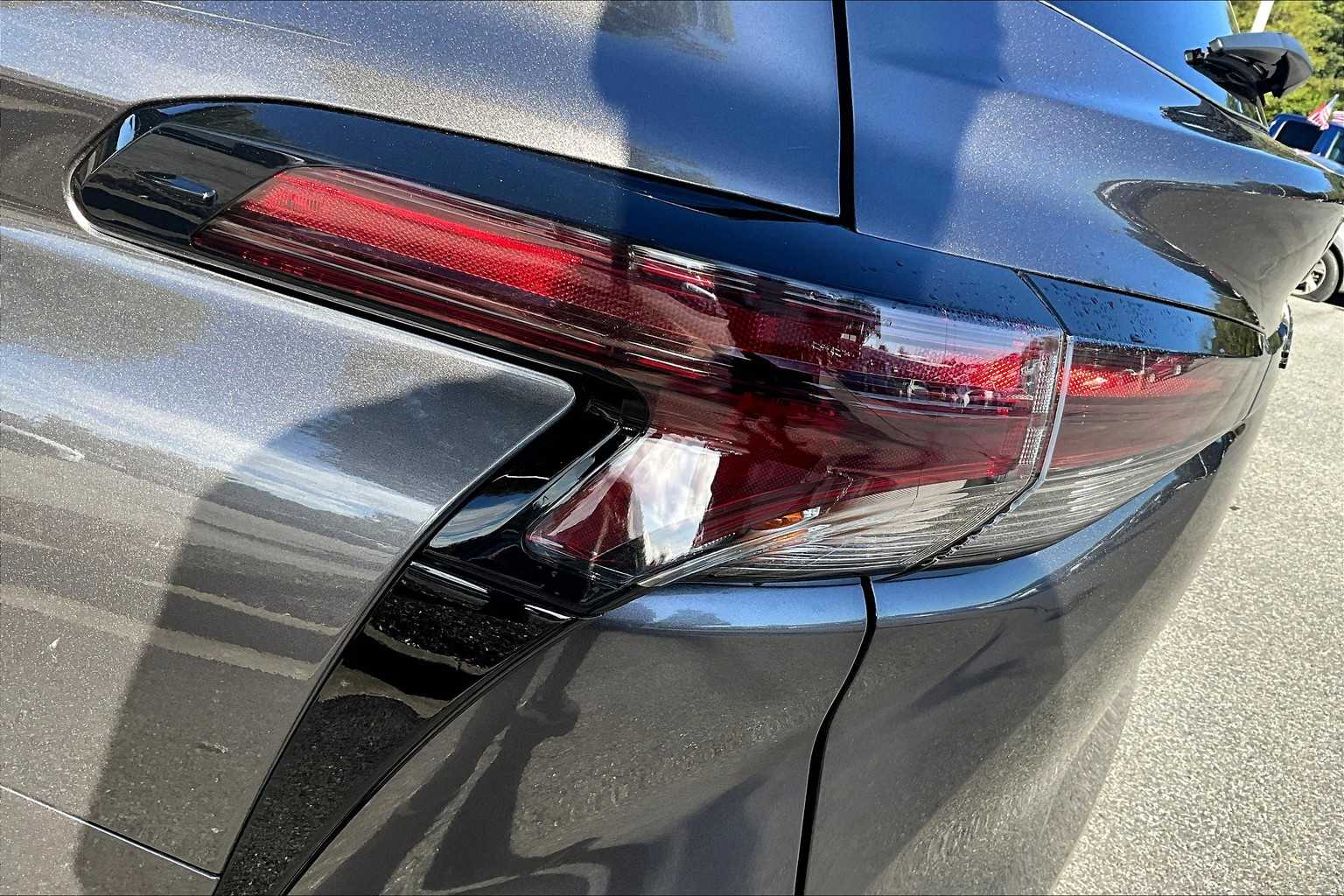 2024 Toyota Sienna XLE photo 27