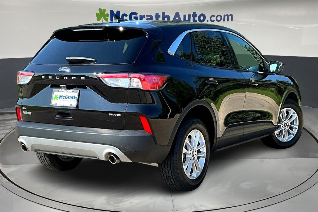 2022 Ford Escape SE photo 6