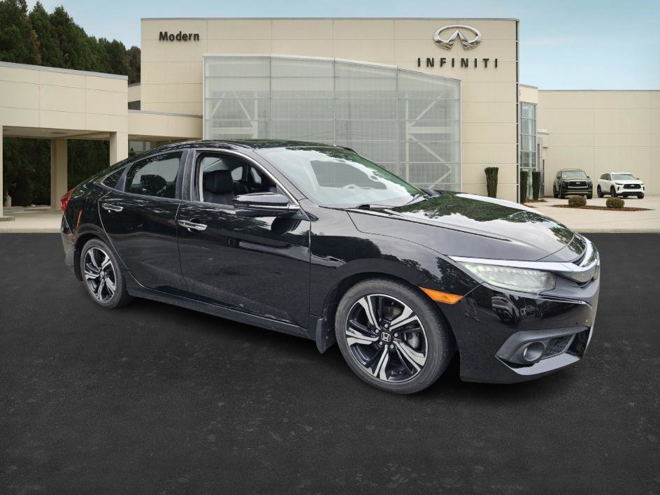 2016 Honda Civic Touring photo 2