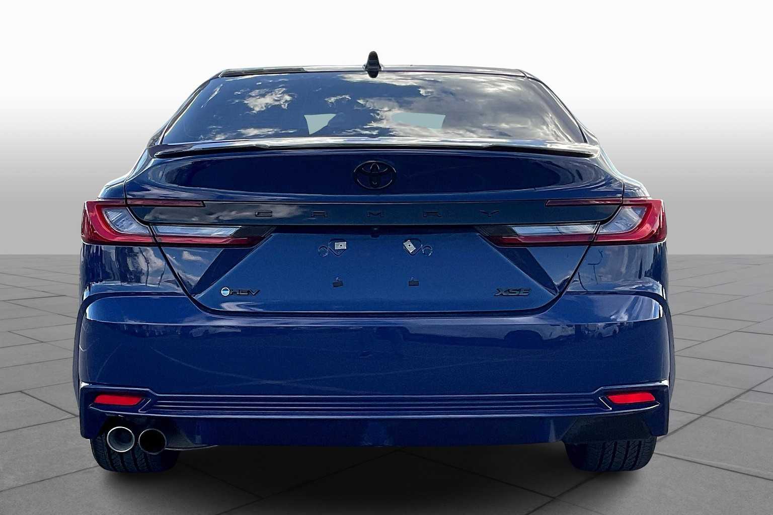 2025 Toyota Camry XSE photo 4