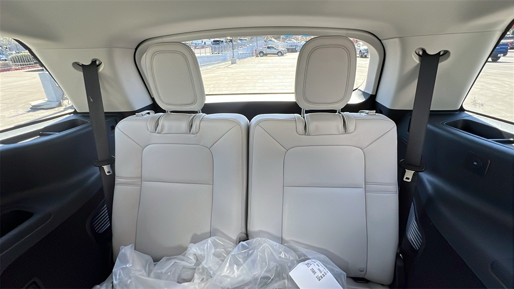 2025 Lincoln Aviator Premiere photo 4