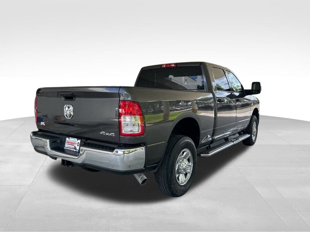 2024 Ram 2500 Tradesman photo 3
