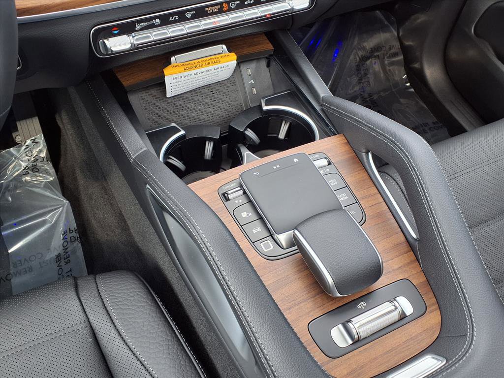 2026 Mercedes Benz GLS 450 4MATIC photo 5