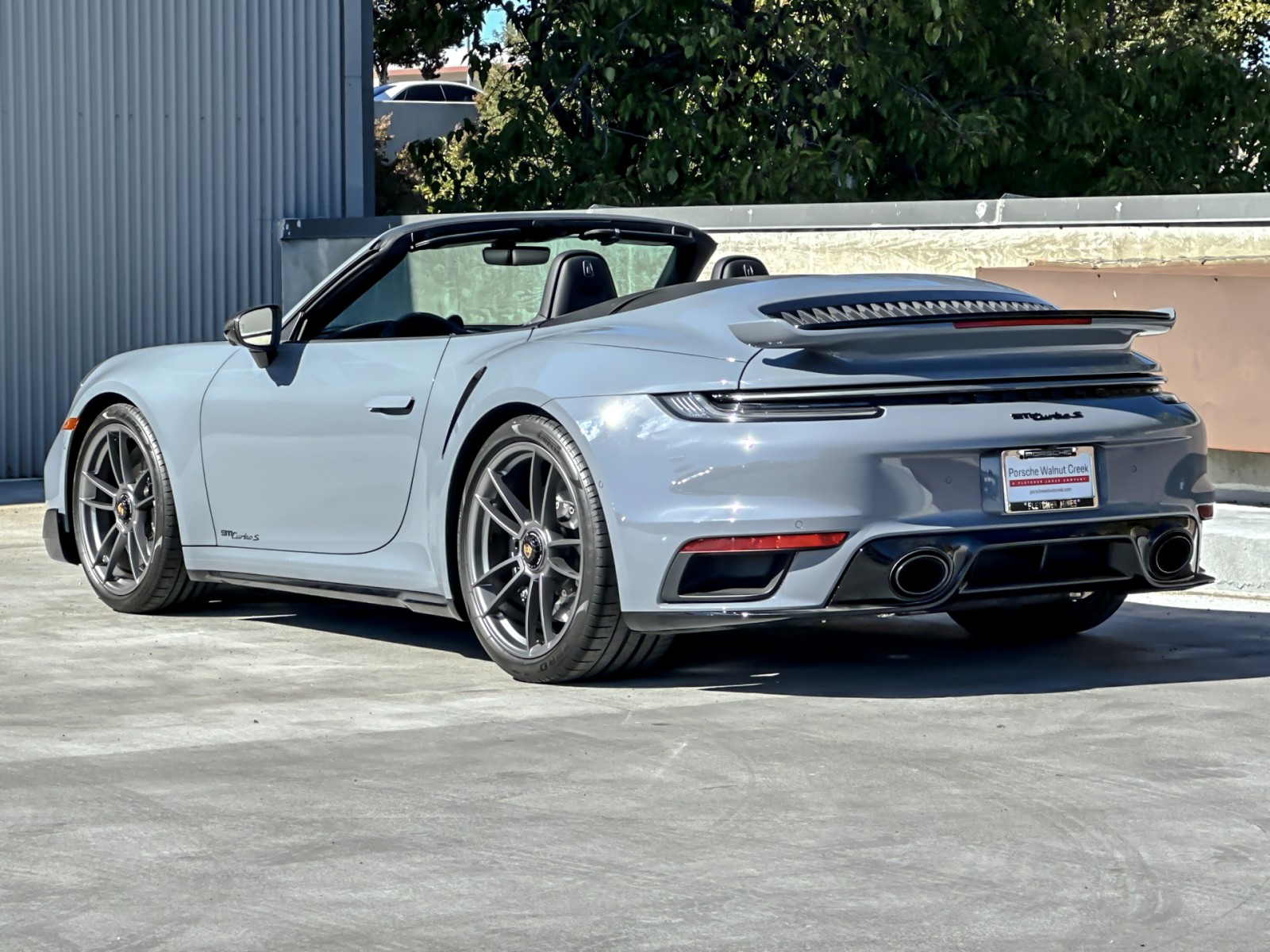 2023 Porsche 911 Turbo S Cabriolet photo 4