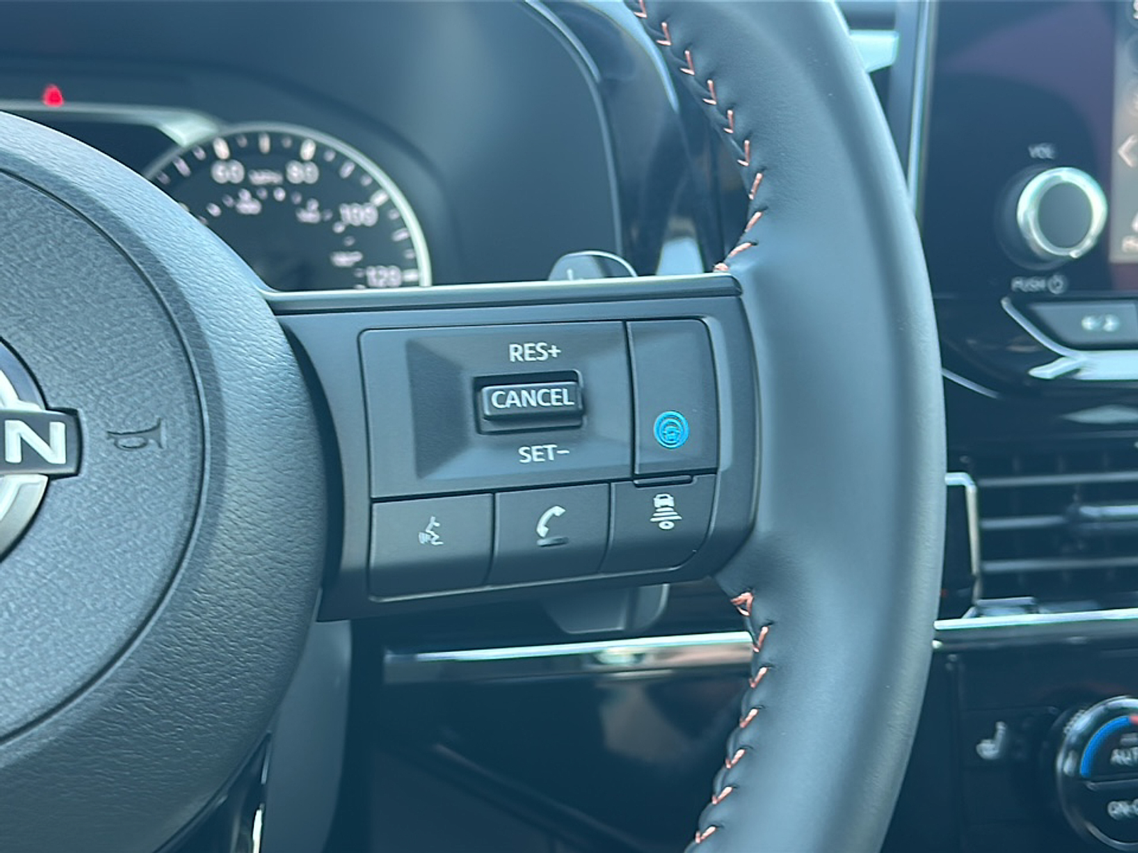 2025 Nissan Pathfinder Rock Creek photo 7
