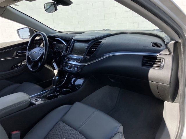 2017 Chevrolet Impala 1LT photo 15