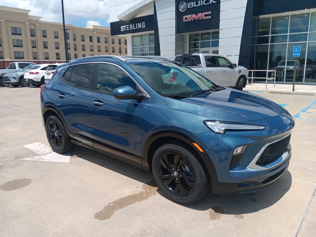 2026 Buick Encore GX Sport Touring photo 3