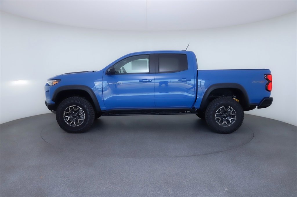 2026 Chevrolet Colorado ZR2 photo 2