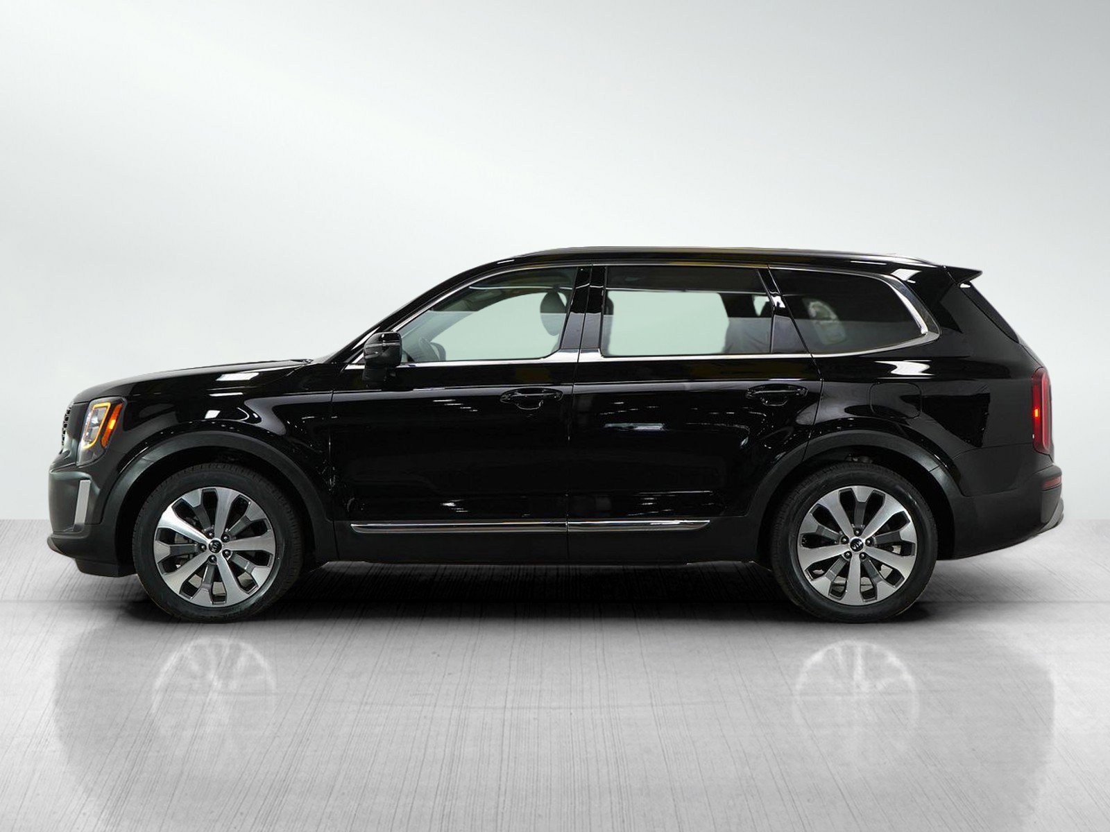 Used 2021 Kia Telluride EX with VIN 5XYP34HC7MG161375 for sale in South Saint Paul, Minnesota
