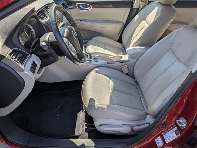 2015 Nissan Sentra SL photo 10