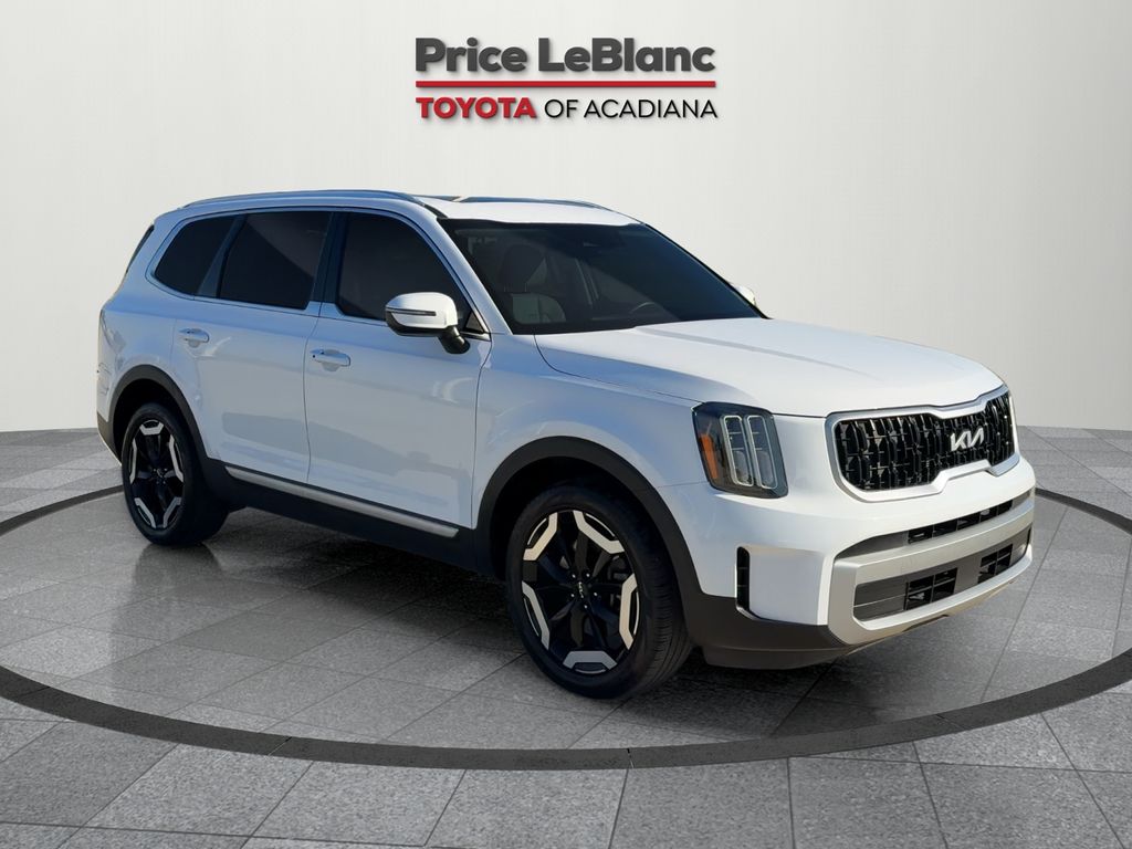2023 Kia Telluride EX's photo