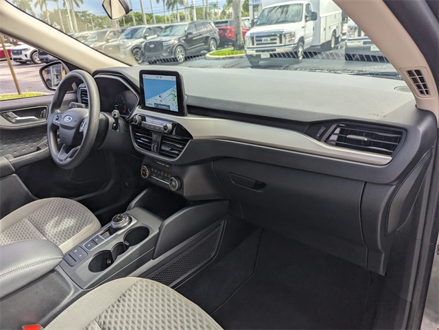 2020 Ford Escape SE photo 16