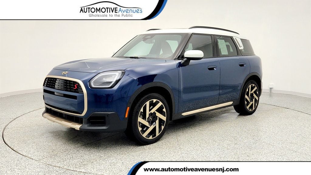 2025 MINI Countryman S's photo