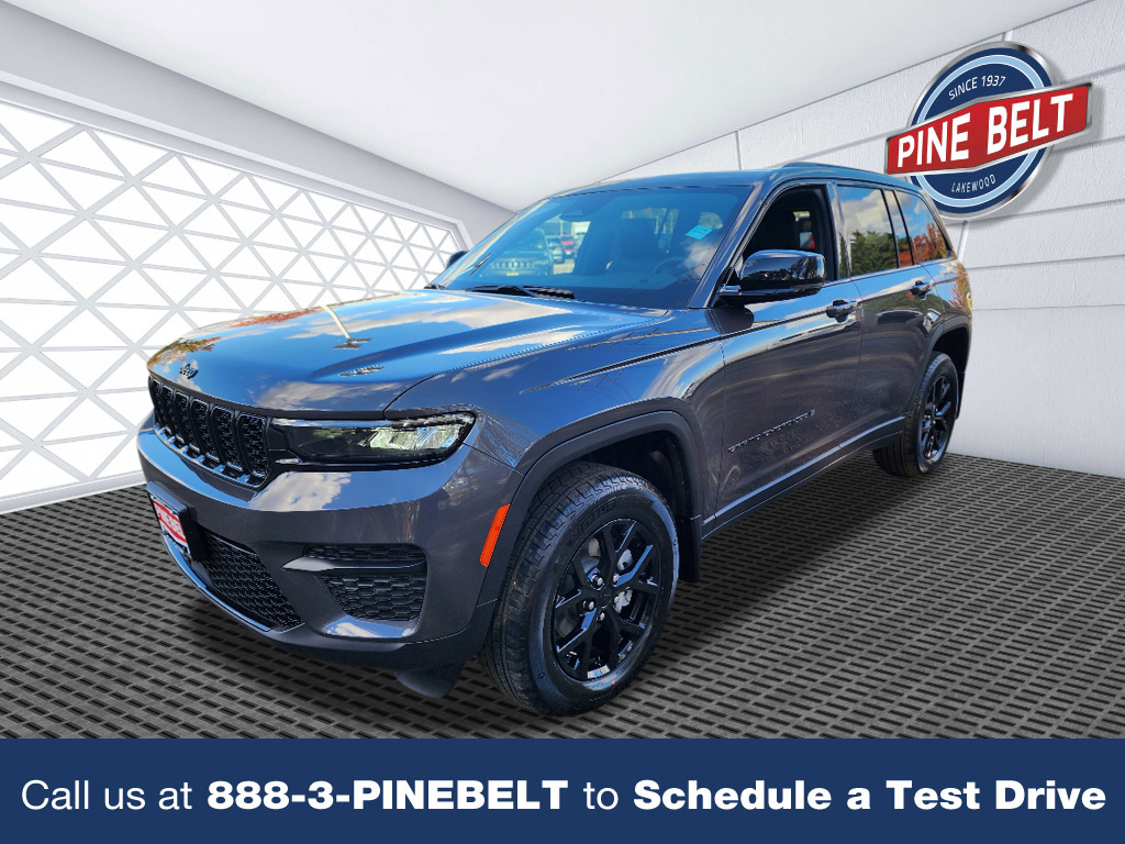 2025 Jeep Grand Cherokee Altitude's photo