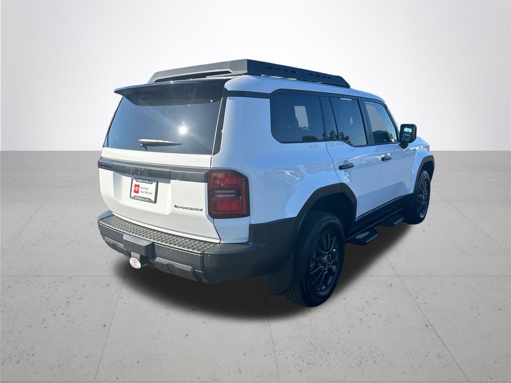 2025 Toyota Land Cruiser photo 3