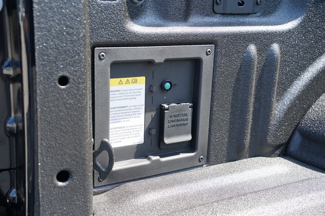 2025 FORD F-150 - Image 38