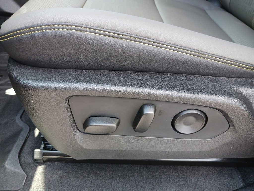 2025 Chevrolet Colorado ZR2 photo 14