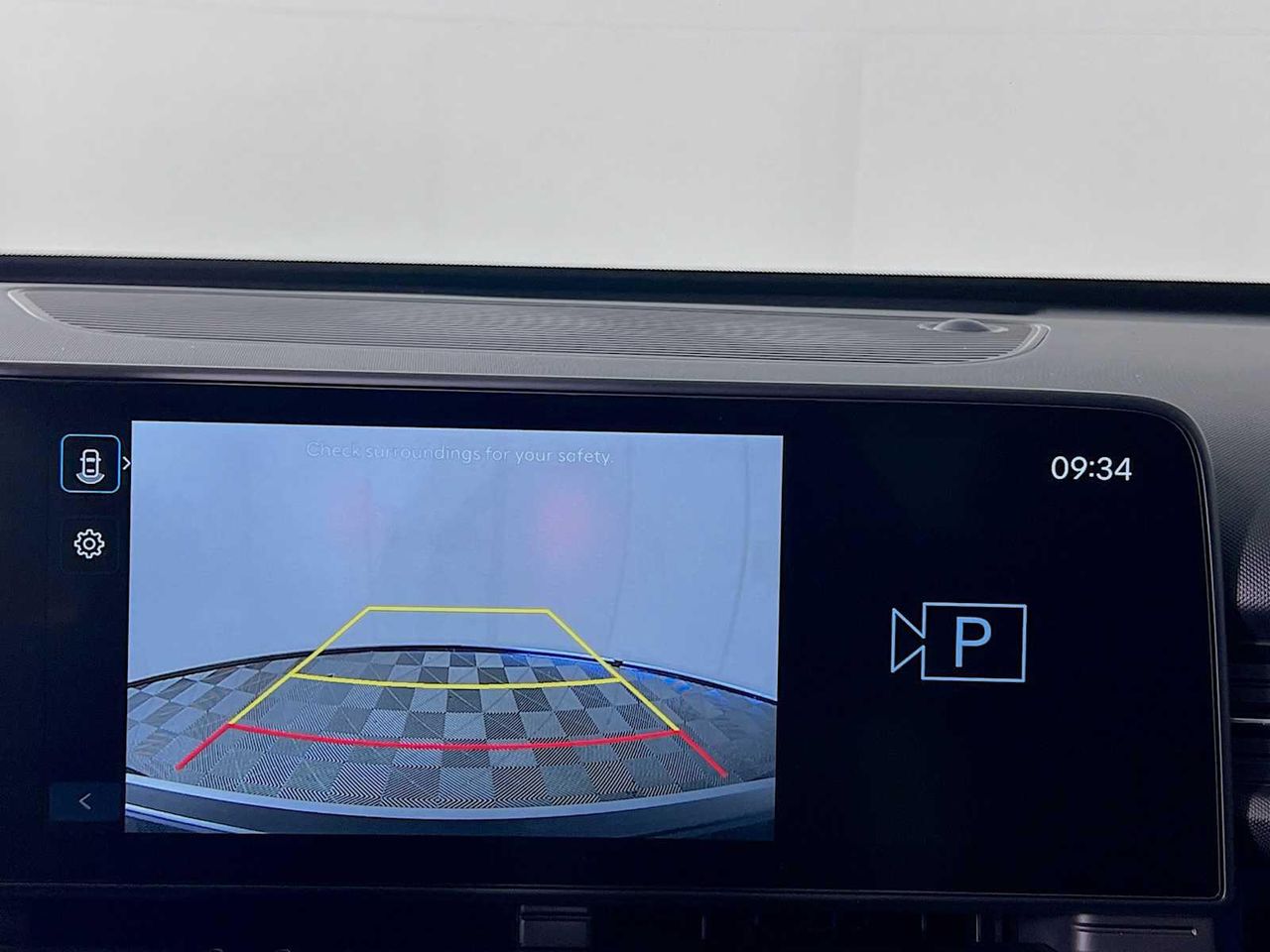 2026 Hyundai Kona SEL photo 5