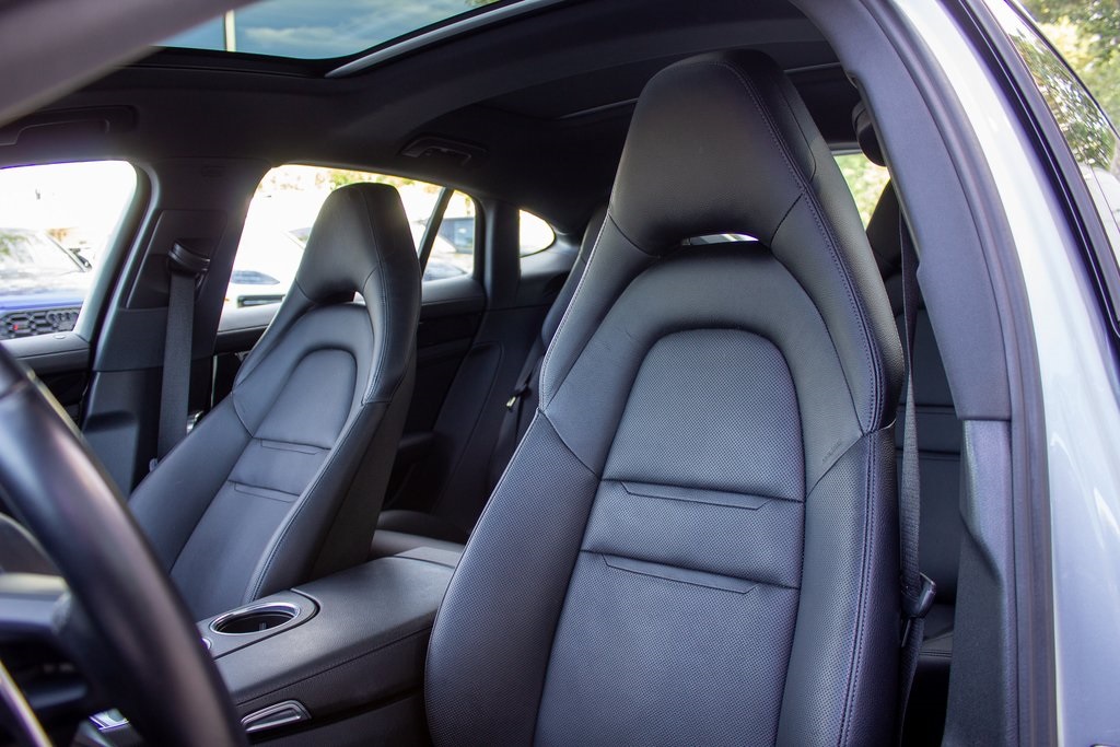2021 Porsche Panamera 4 photo 12