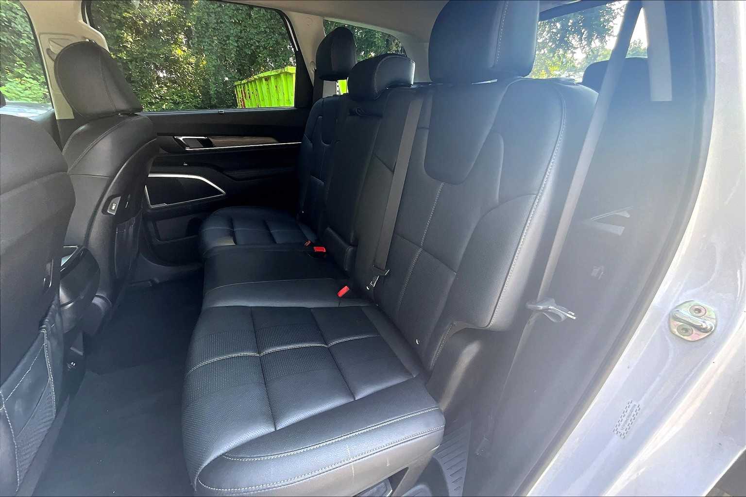 2022 Kia Telluride EX photo 18
