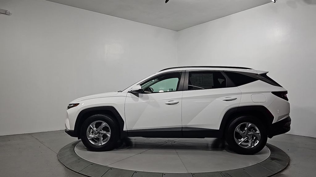 2024 Hyundai Tucson SEL photo 2