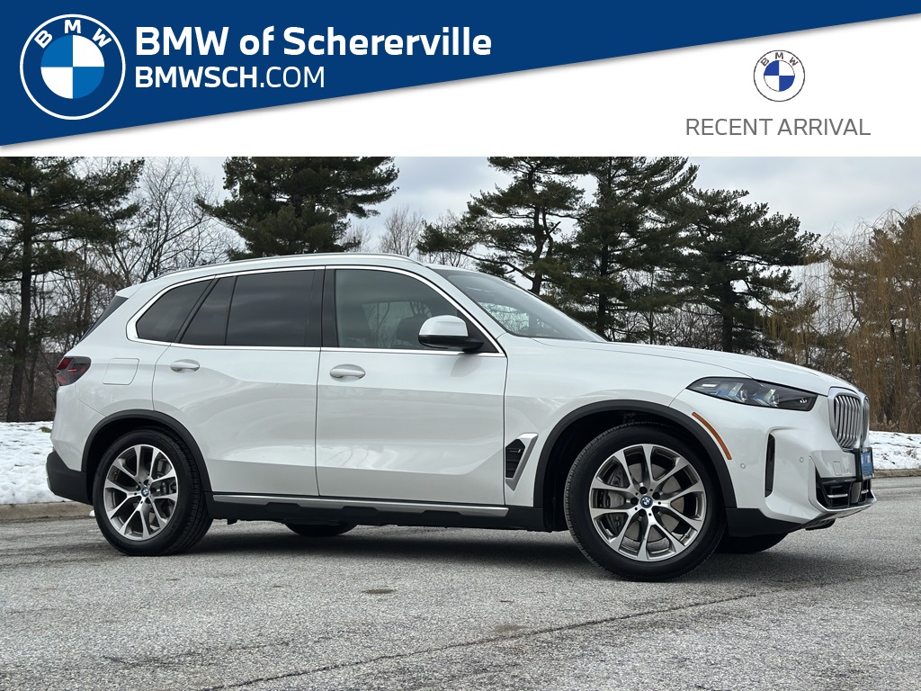 2024 BMW X5 50e's photo