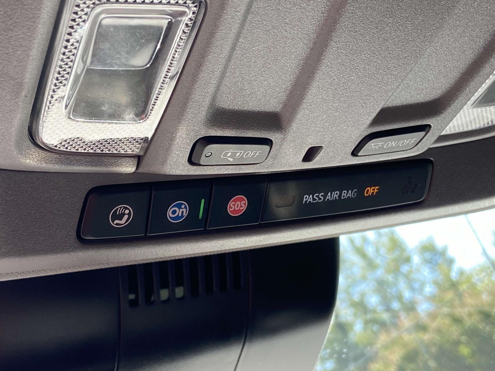 2024 Chevrolet Silverado 1500 RST photo 16