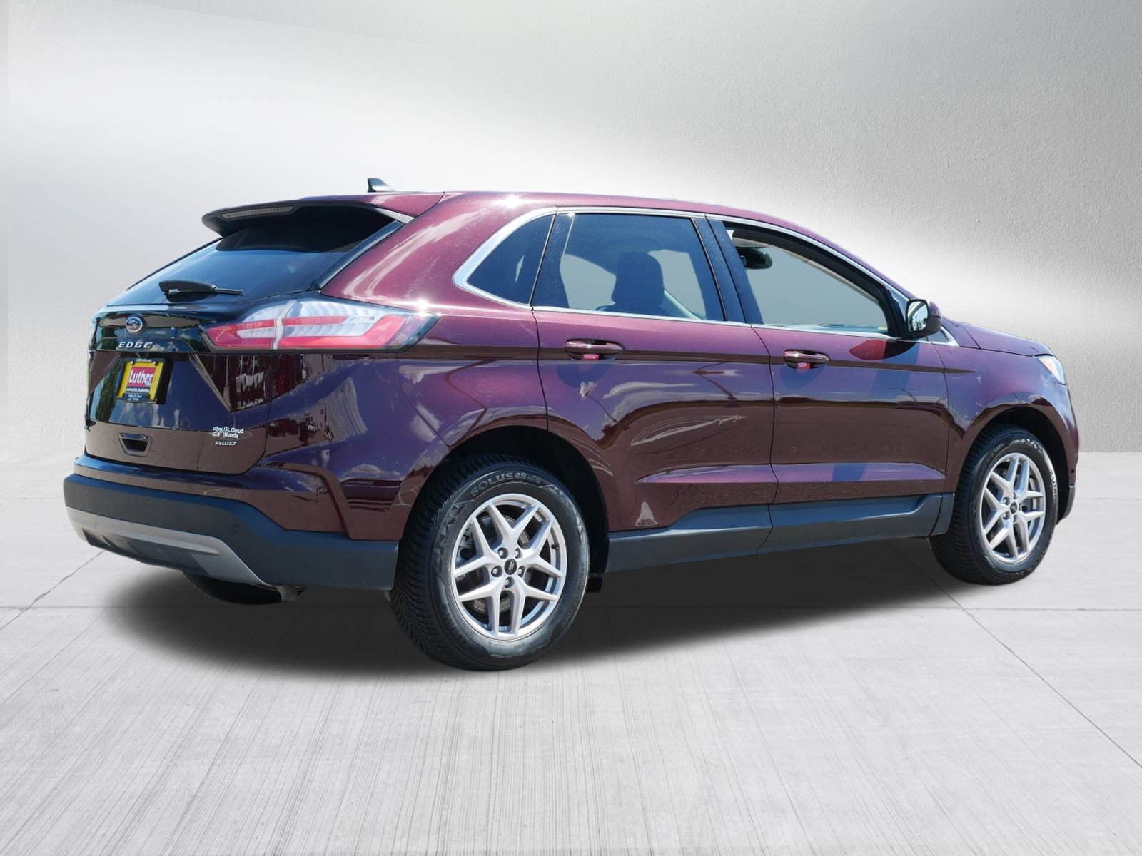 2024 Ford Edge SEL photo 7