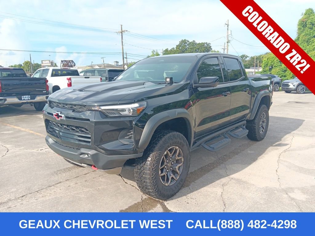 2024 Chevrolet Colorado ZR2 photo 2