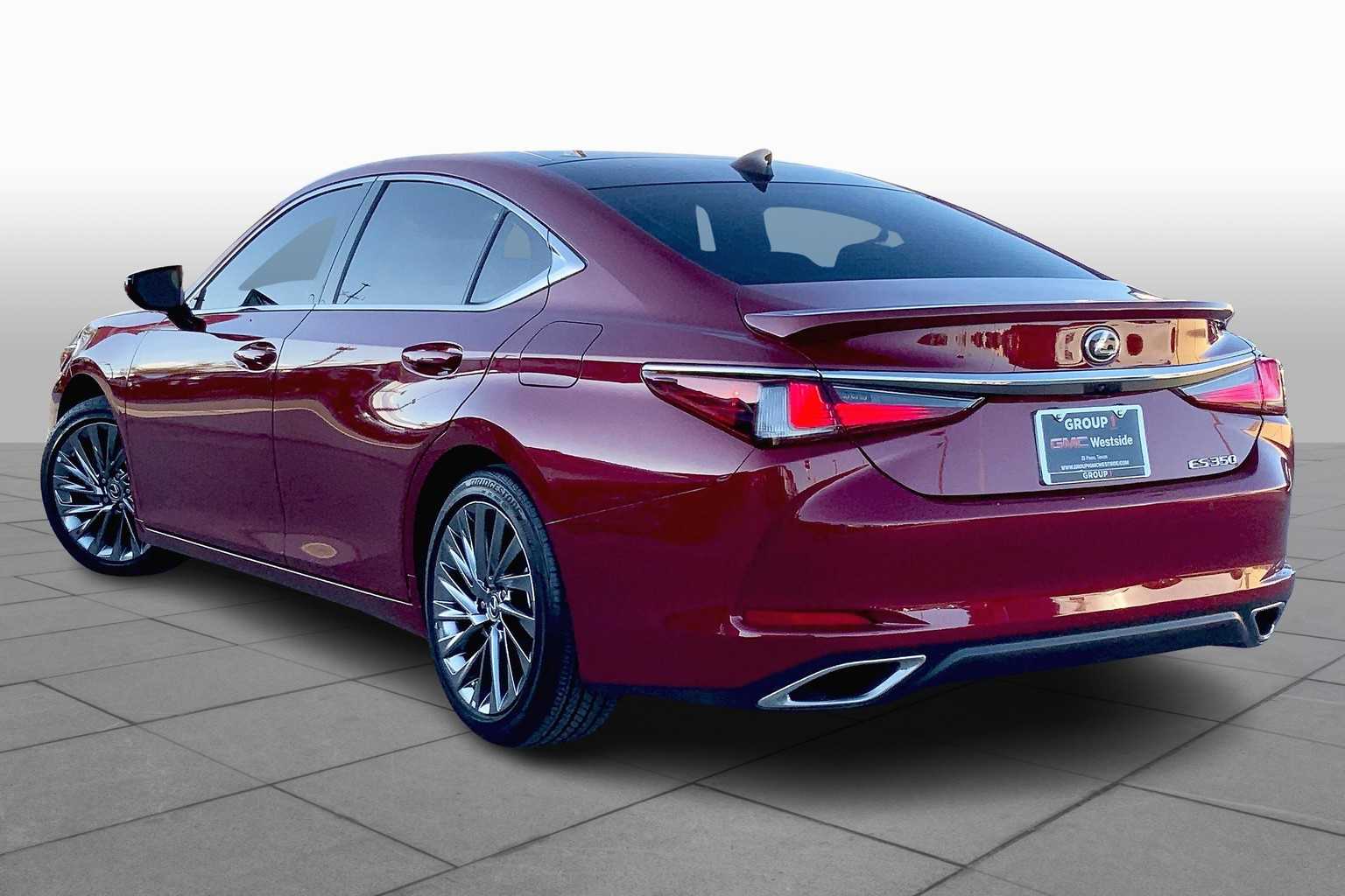 2025 Lexus ES 350 Ultra Luxury photo 11
