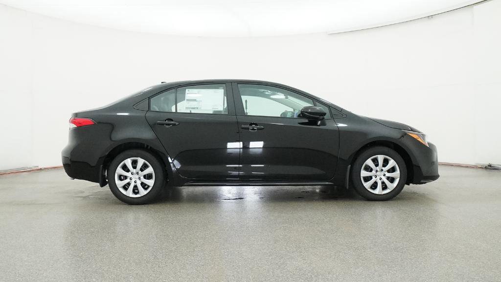 2026 Toyota Corolla LE photo 26
