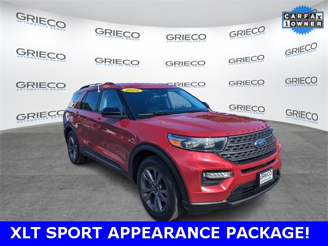 2022 Ford Explorer XLT photo 2