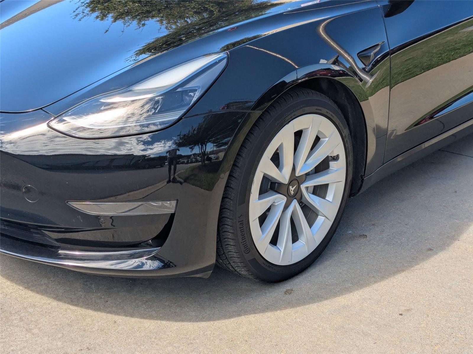 2021 Tesla Model 3 Standard Range Plus photo 9