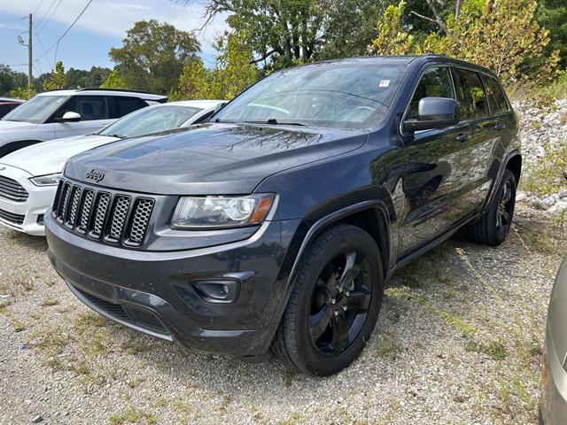 2014 Jeep Grand Cherokee Laredo photo 2