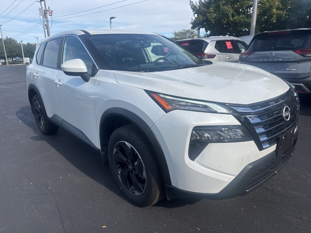 2025 Nissan Rogue SV photo 2