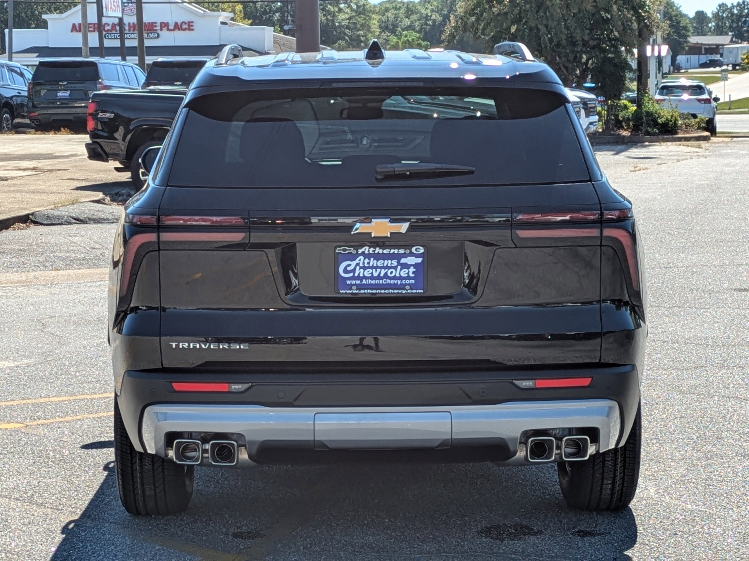 2026 Chevrolet Traverse photo 4