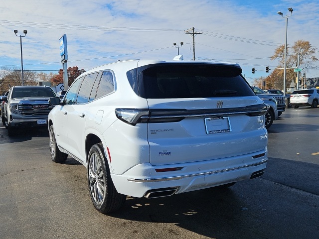 2026 Buick Enclave Avenir photo 2