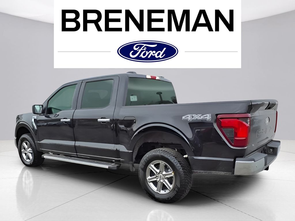 2025 Ford F-150 XLT photo 2