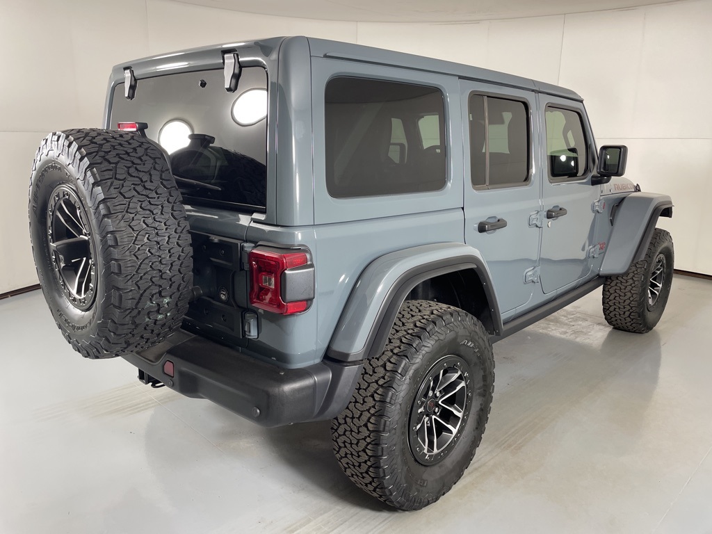 2025 Jeep Wrangler Rubicon X photo 7