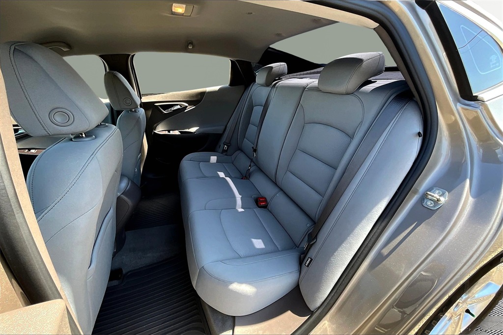 2022 Chevrolet Malibu LS photo 26