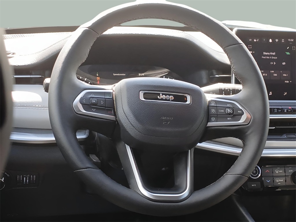 2024 Jeep Compass Limited photo 10