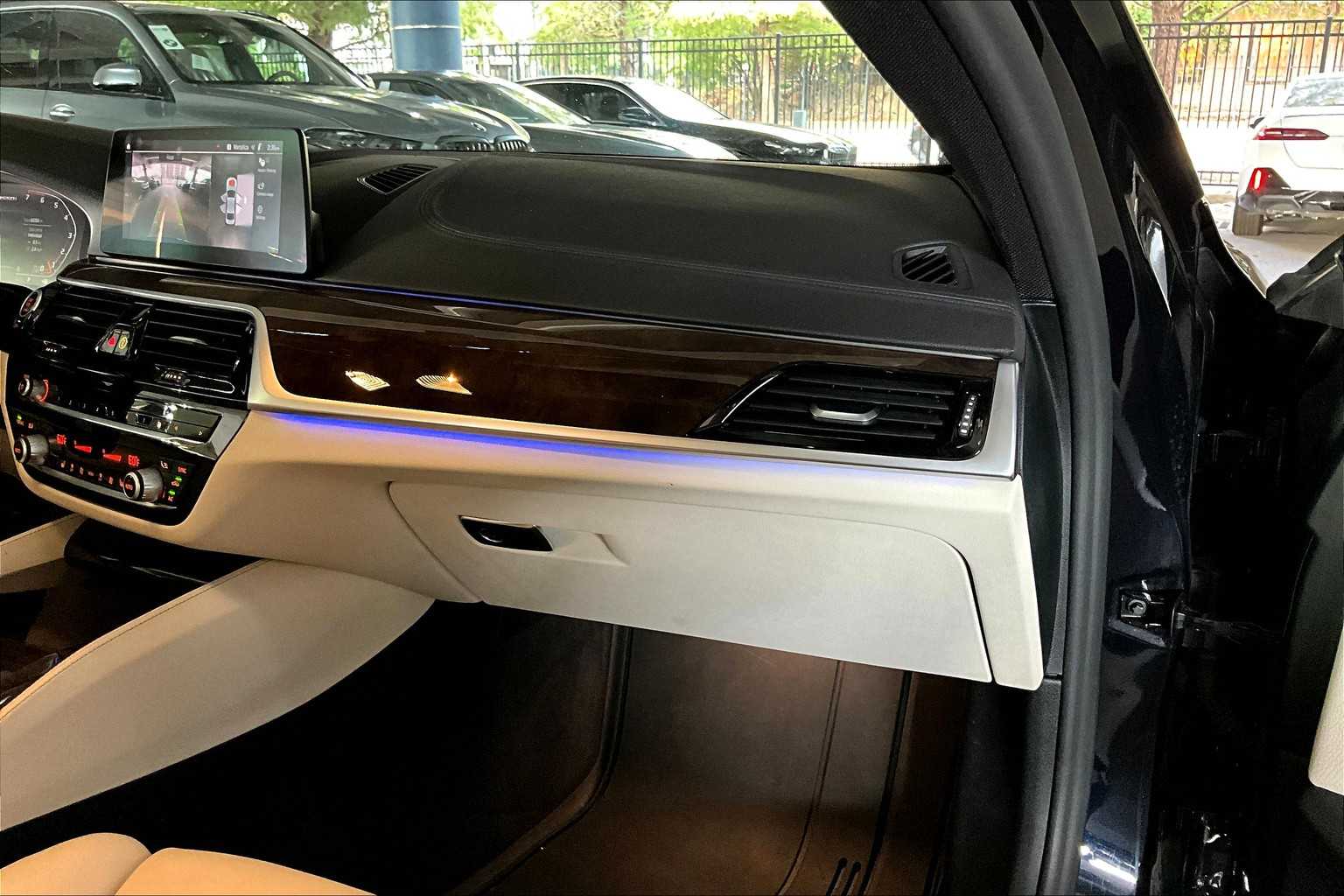 2020 Bmw M550i xDrive Sedan photo 18
