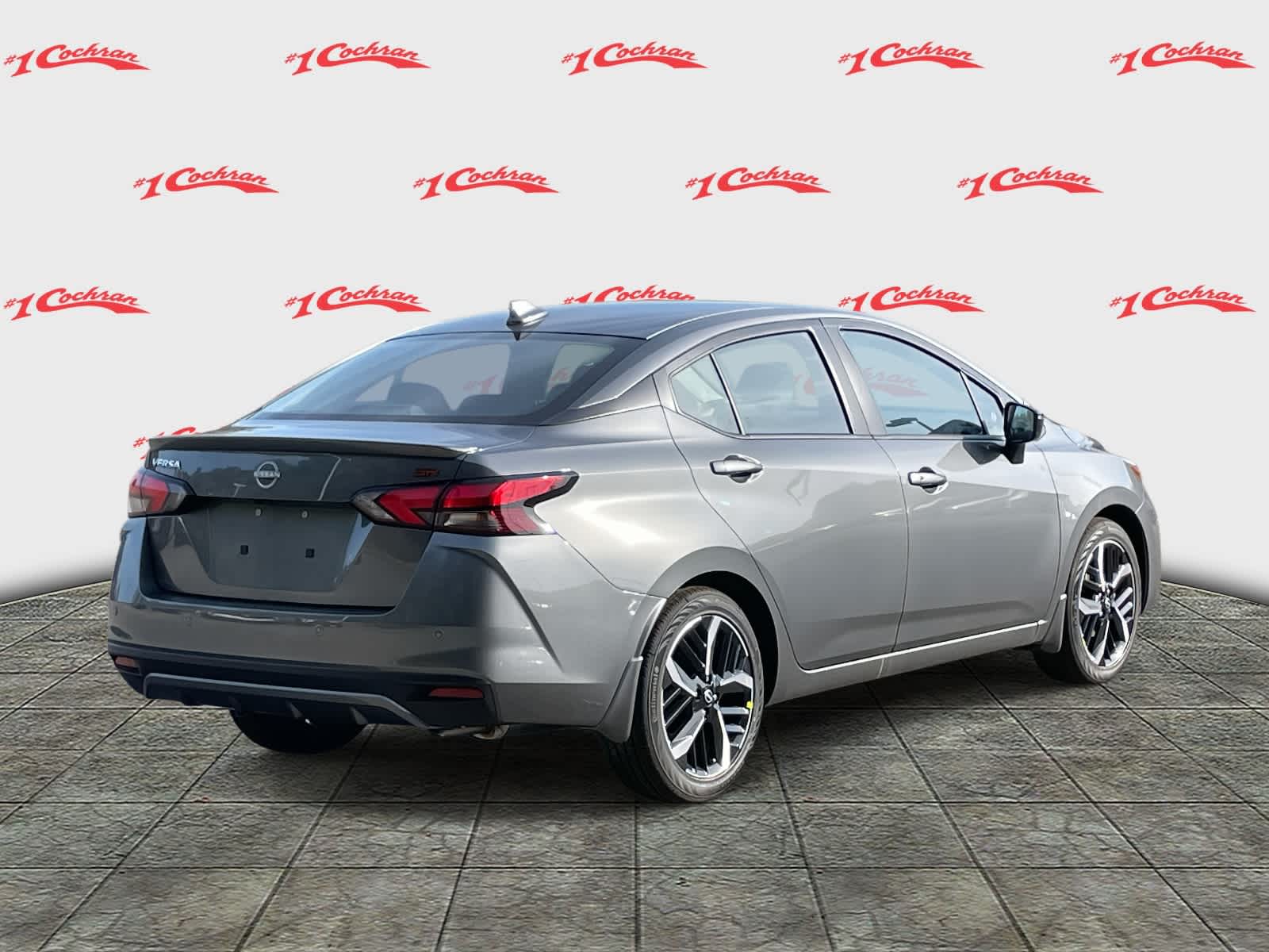 2025 Nissan Versa SR photo 3