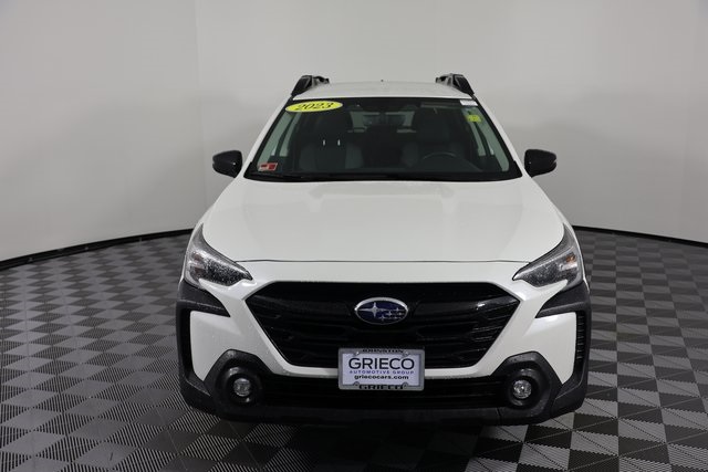 2023 Subaru Outback Onyx Edition photo 3