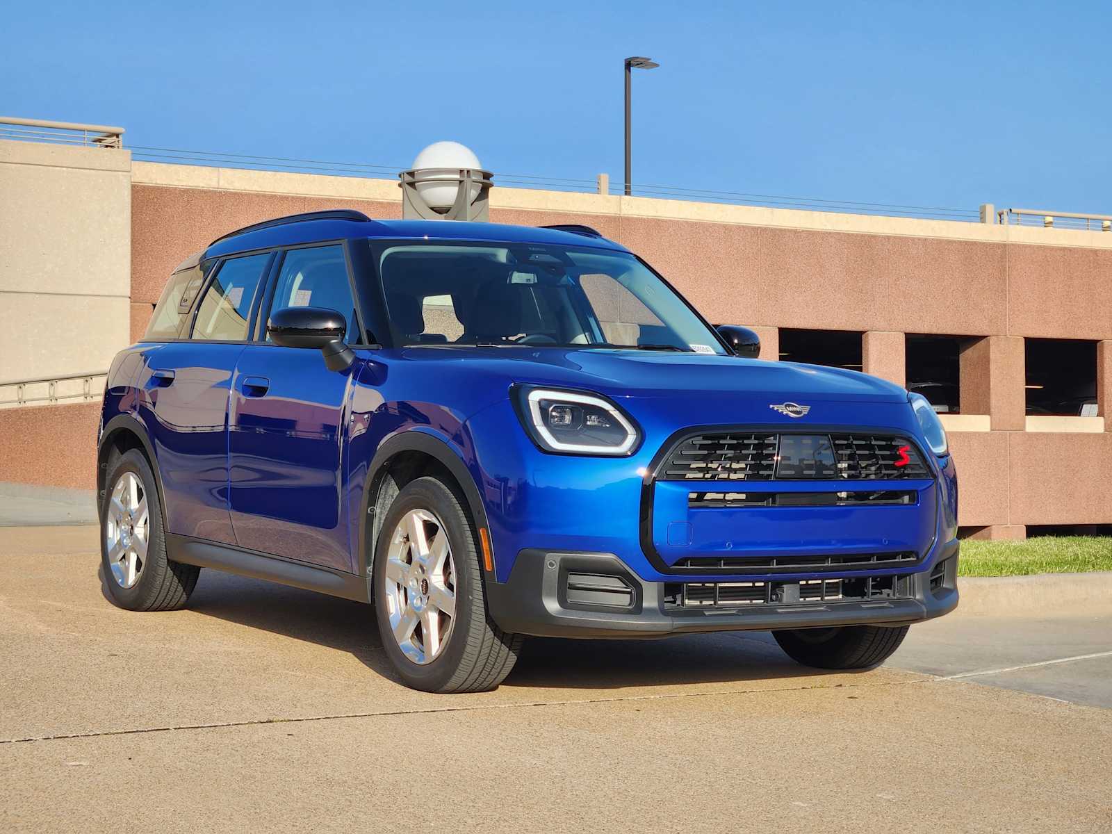 2025 Mini Countryman S ALL4 photo 2