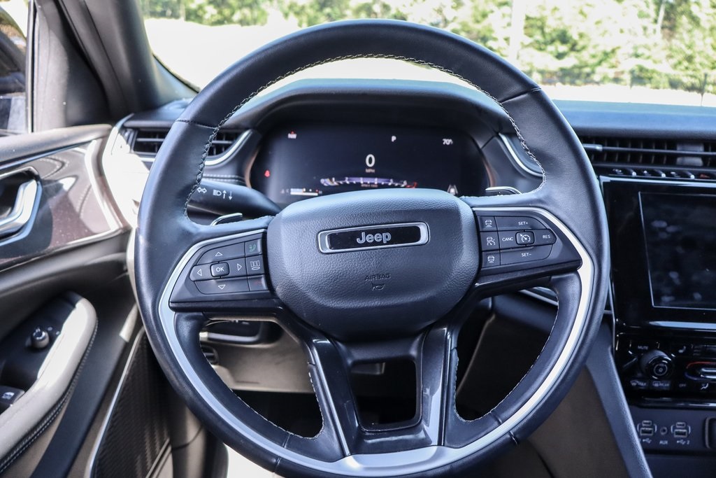 2022 Jeep Grand Cherokee Altitude photo 17