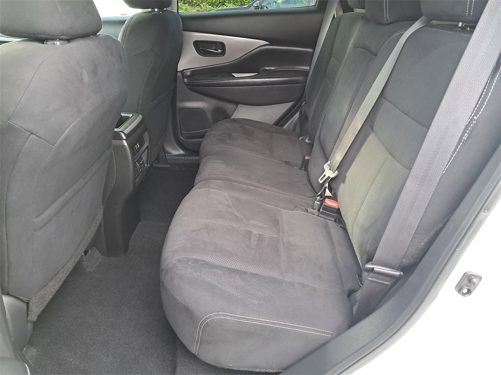 2020 Nissan Murano S photo 10